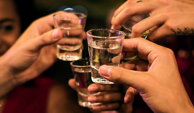 Những cách giải rượu làm hại người say